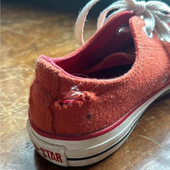 Orange Converse - Picture 3 of 3
